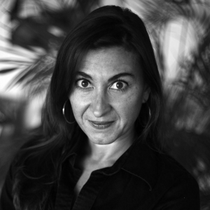 Lynsey Addario Head Shot BW