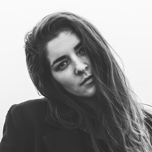 Ajda Jazbec Bio Headshot